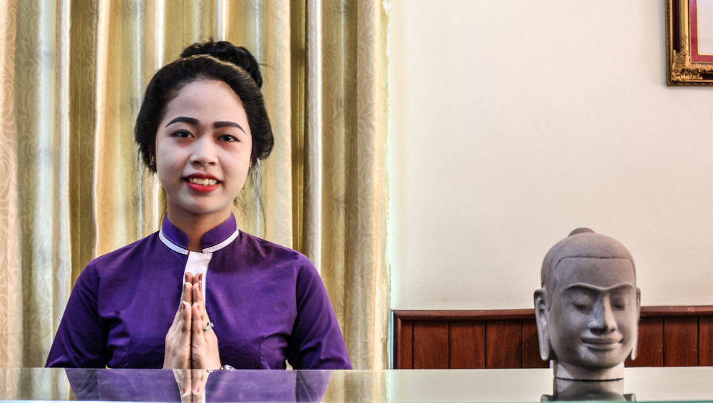Central Night Hotel Siem Reap Bagian luar foto