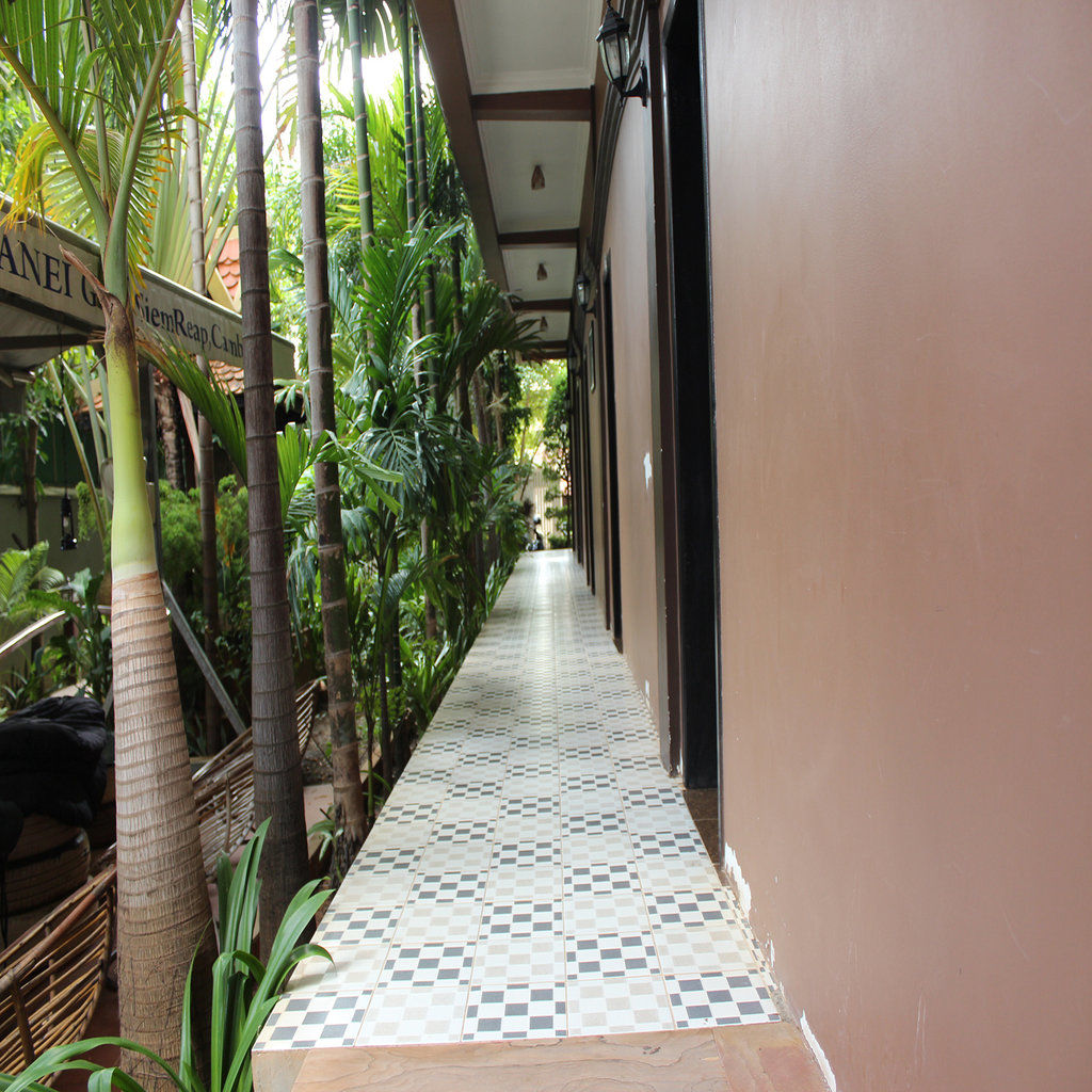 Central Night Hotel Siem Reap Bagian luar foto